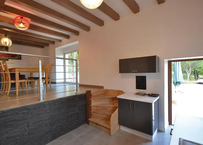 Dom wakacyjny 2 Bedroom In Aubas